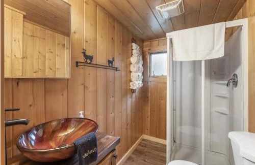 Phelps Cabin | Hillside Resort