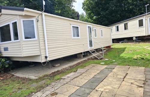 Hastings Apartment | Hillside retreat - 2 bedrooms sleeps 5