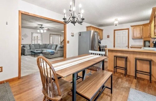 Barnardsville House | Hilltop acres home with large soaking tub, fireplace, and outdoor fire pit.