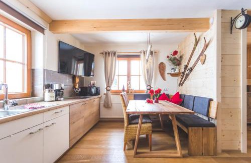 Lofer Apartment | Hilltop Appartement
