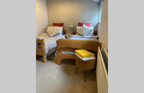 Thropton House | Hilltop Cottage