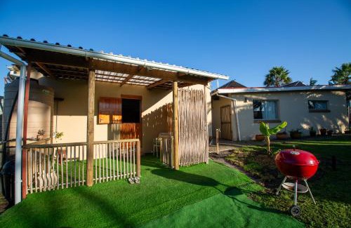 Hoekwil Apartment | Hilltop Getaway