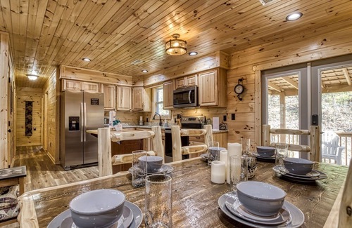 Sevierville Cabin | Hilltop Hideaway 3 Bedroom Cabin by RedAwning