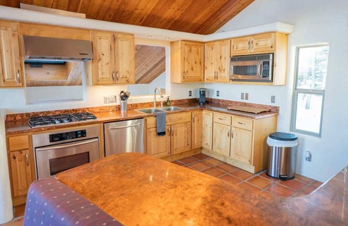 Tetonia House | Hilltop Home at Windbreak