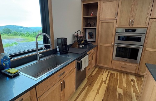 Fleming House | Hilltop house with a view and large kitchen just 15 min to State College