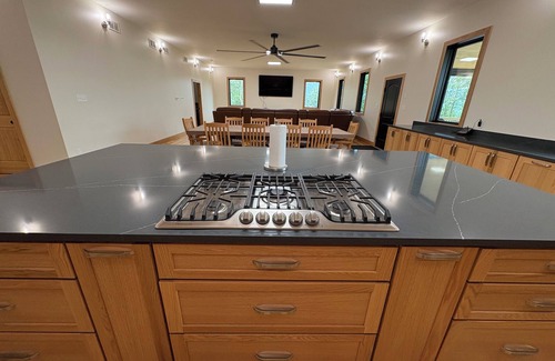Fleming House | Hilltop house with a view and large kitchen just 15 min to State College