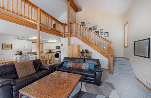 McCall House | Hilltop Lodge by Casago McCall - Donerightmanagement