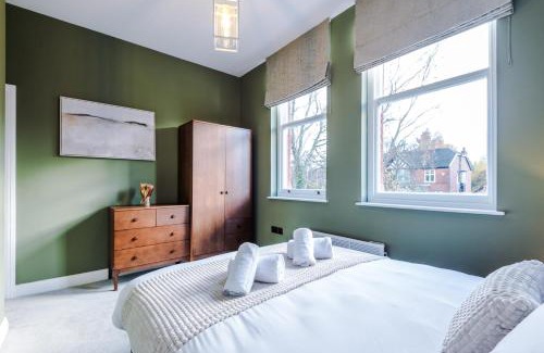 Offerton Apartment | Hilltop Serviced Apartments - Stockport