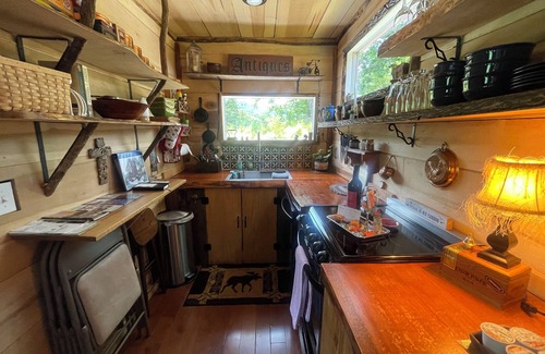 Sylva Cabin | Hilltop Tiny House