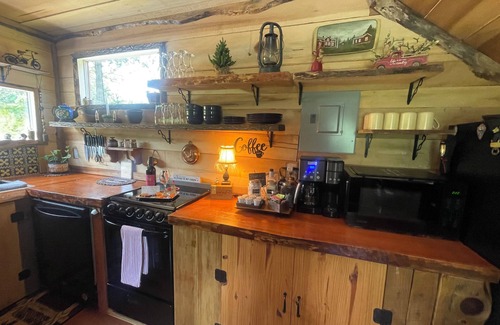 Sylva Cabin | Hilltop Tiny House