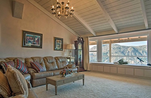 Valley Center House | Hilltop Valley Center House w/Balcony & Mtn Views!