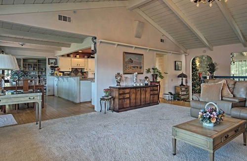 Valley Center House | Hilltop Valley Center House w/Balcony & Mtn Views!
