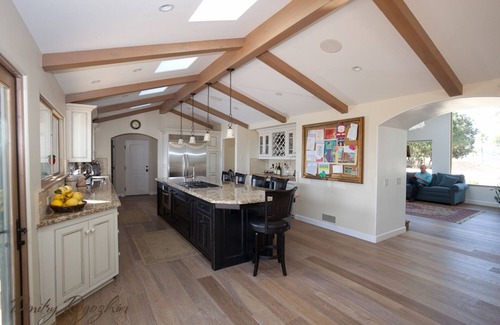 Alta Mesa House | Hilltop Villa: Private Mediterranean Style Retreat