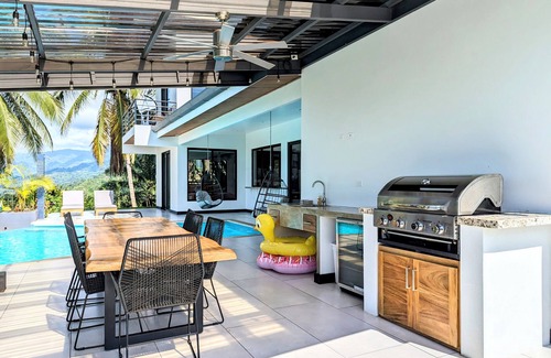 Ciudad Cortes House | Hilltop Villa with Amazing Ocean and Jungle Views