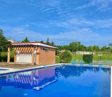 Tagbilaran Apartment | Hillview Apt w/Pool Access - Free Wifi
