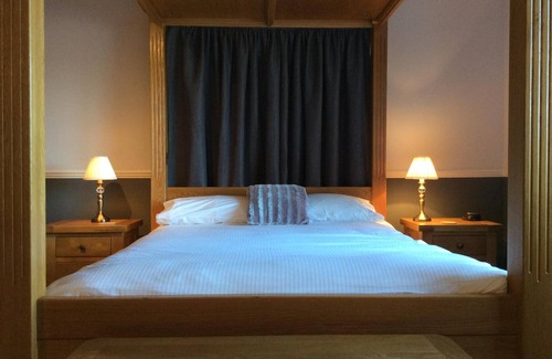 Marybank Bed & Breakfast | Hillview Park