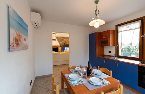 Toscolano Maderno Apartment | hilly area