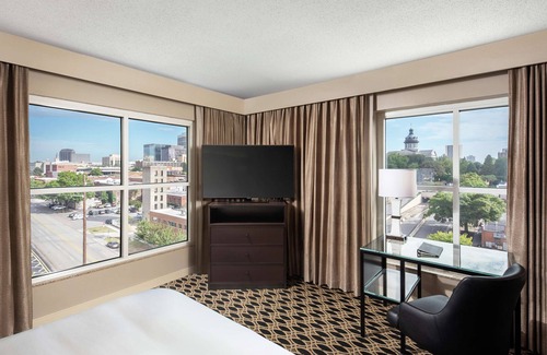 The Vista Hotel | Hilton Columbia Center