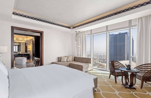 Sheikh Zayed Road Hotel | Hilton Dubai Al Habtoor City