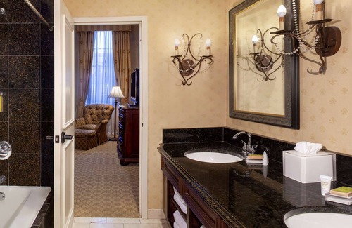 Downtown Fort Worth Hotel | Hilton Fort Worth