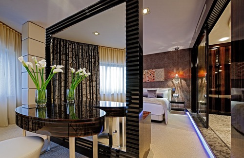 Frankfurt Airport Area Hotel | Hilton Frankfurt Airport