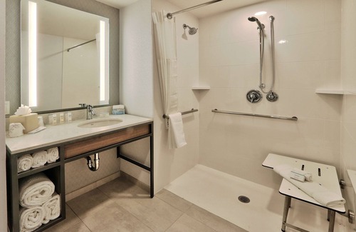 Northeast Heights Hotel | Hilton Garden Inn Albuquerque/Journal Center