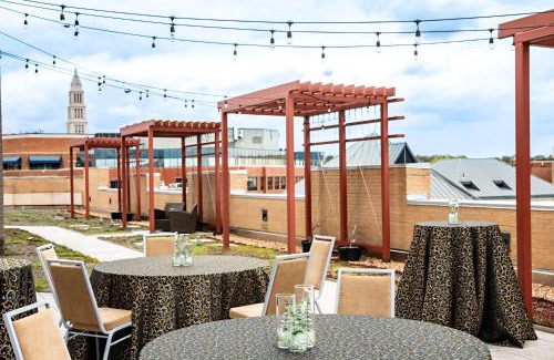 Old Town Alexandria Hotel | Hilton Garden Inn Alexandria Old Town National Harbor