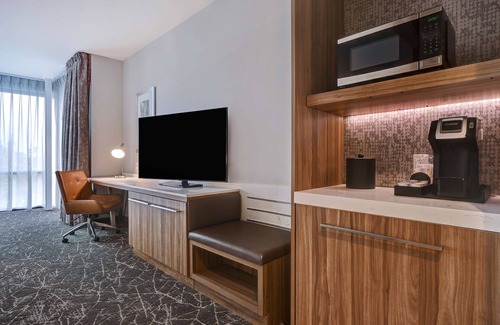 Anaheim Resort Hotel | Hilton Garden Inn Anaheim Resort