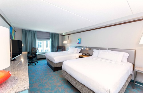 Downtown Asheville Hotel | Hilton Garden Inn Asheville Downtown
