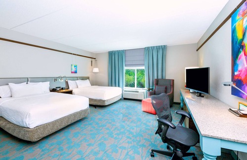 Downtown Asheville Hotel | Hilton Garden Inn Asheville Downtown