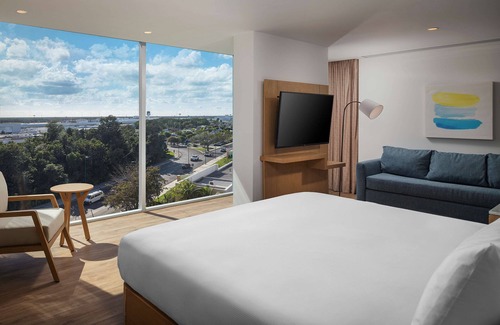 Cancun Hotel | Hilton Garden Inn Cancun Airport