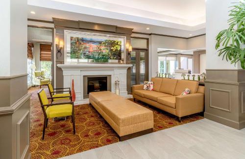 The Woodlands Hotel | Hilton Garden Inn Houston/The Woodlands