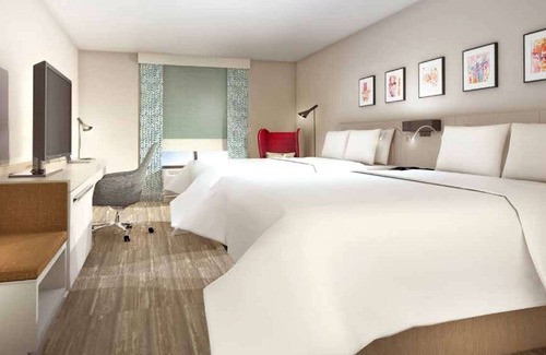 Southeast Houston Hotel | Hilton Garden Inn Houston Hobby Airport, TX