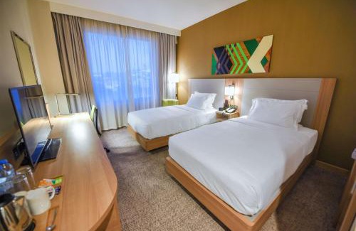 Central Kampala Hotel | Hilton Garden Inn Kampala