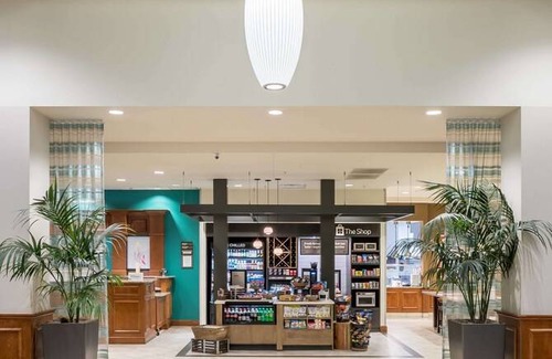Lake Forest Hotel | Hilton Garden Inn Lake Forest Mettawa