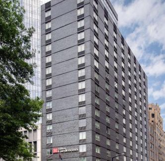 Queens Hotel | Hilton Garden Inn Long Island City