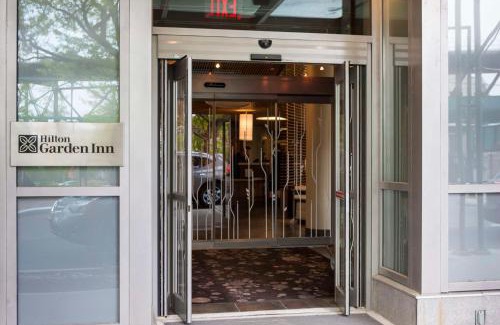 Queens Hotel | Hilton Garden Inn Long Island City