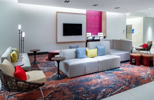 Longmont Hotel | Hilton Garden Inn Longmont