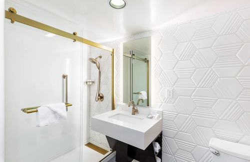 Hollywood Hotel | Hilton Garden Inn Los Angeles/Hollywood