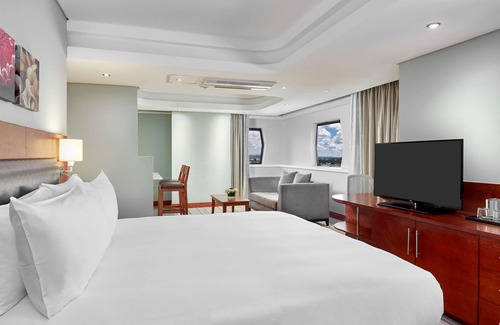 Chiawa Conservancy Hotel | Hilton Garden Inn Lusaka Society Business Park