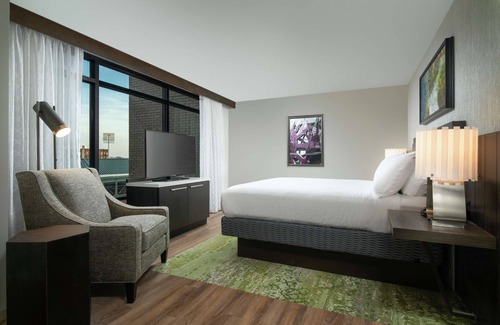 Downtown Memphis Hotel | Hilton Garden Inn Memphis Downtown Beale Street