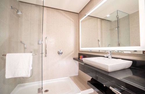 Pudahuel Hotel | Hilton Garden Inn Santiago Airport