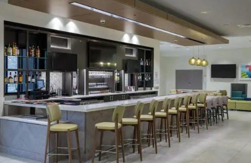 Visalia Hotel | Hilton Garden Inn Visalia, Ca