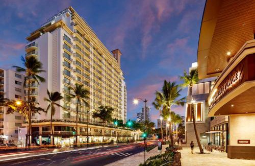 Waikiki Hotel | Hilton Garden Inn Waikiki Beach