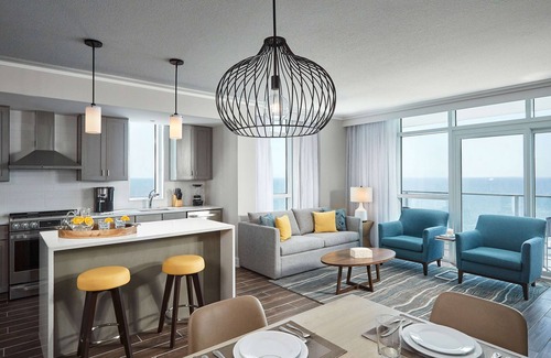 Downtown Myrtle Beach Resort | Hilton Grand Vacations Club Ocean Enclave Myrtle Beach