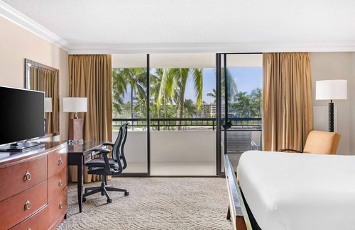 Waikoloa Resort | Hilton Grand Vacations Club Ocean Tower Waikoloa Village