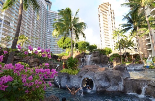 Waikiki Apartment | Hilton Hawaiian Village – 2 Bedroom Suite