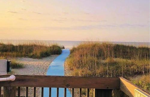 Folly Field House | Hilton Head Hangout - 2 BDR Resort Condo by Beach