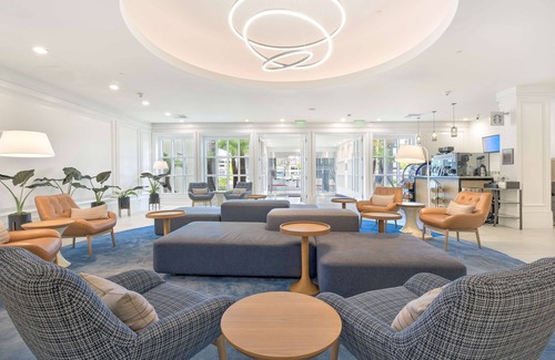 Airport Area Hotel | Hilton Irvine/Orange County Airport