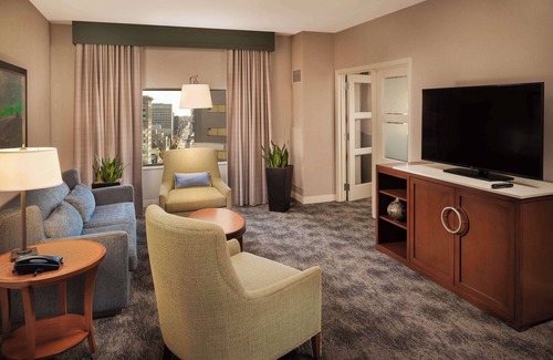 Downtown Hotel | Hilton Lexington/Downtown